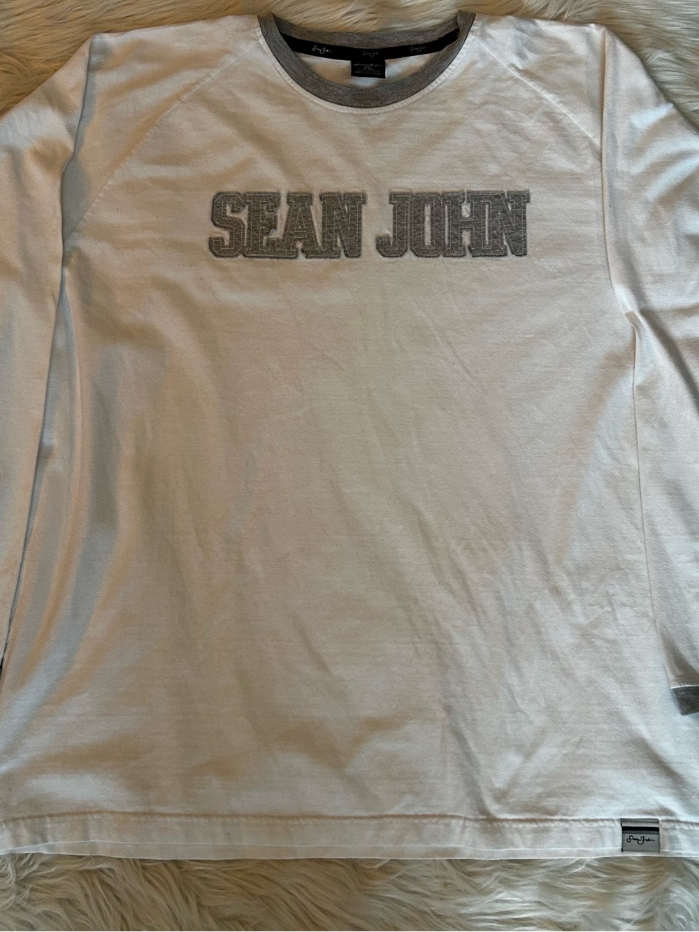 Sean John White Long-Sleeve Crewneck Shirt with Gray Logo